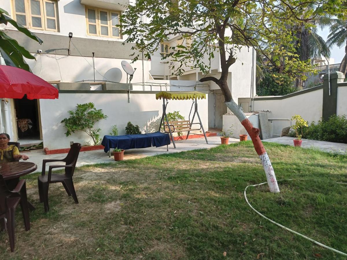 Chitrakut Bungalows Dwārka Bagian luar foto