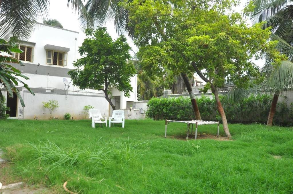 Chitrakut Bungalows Dwārka Bagian luar foto