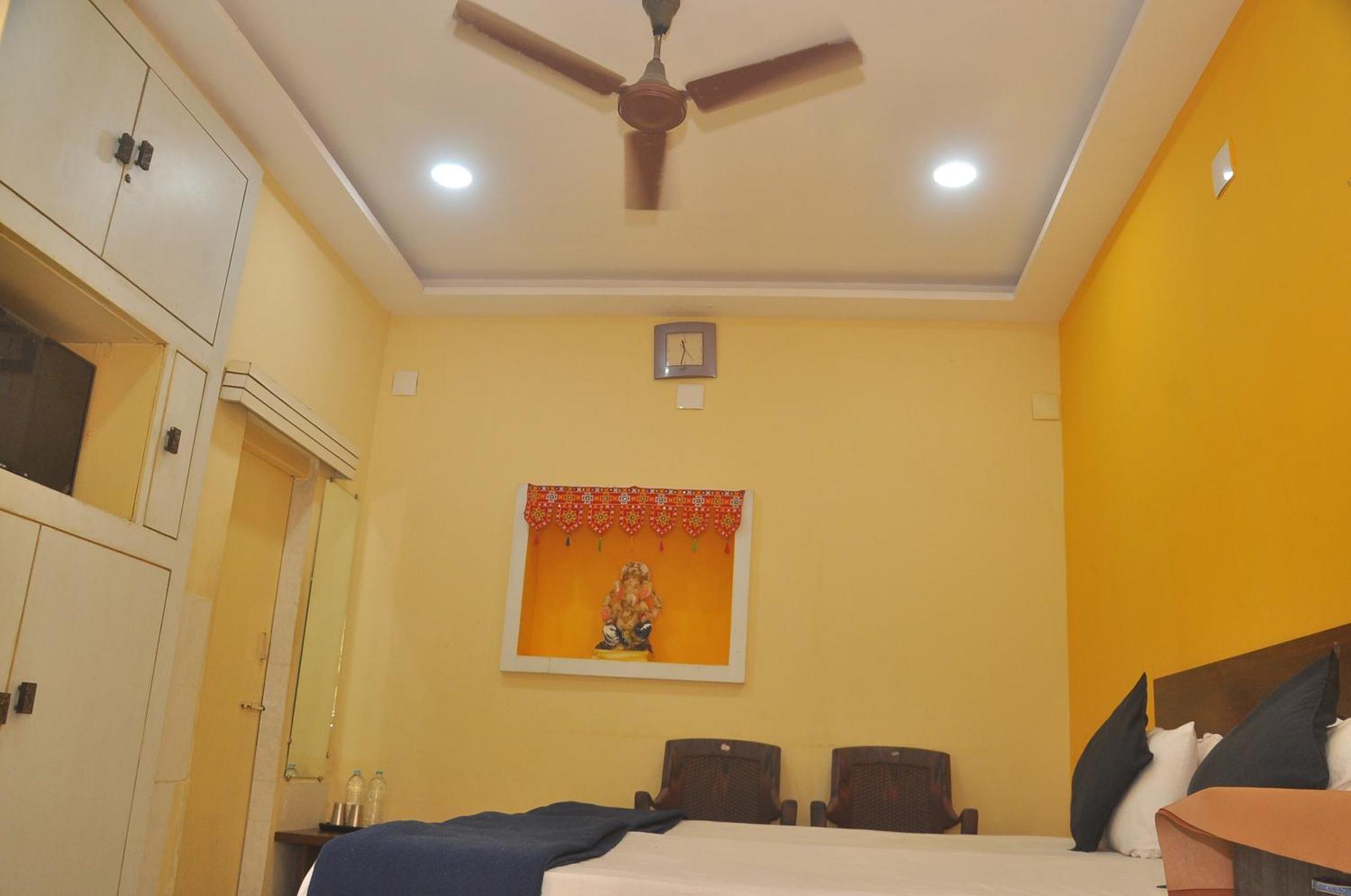 Chitrakut Bungalows Dwārka Bagian luar foto