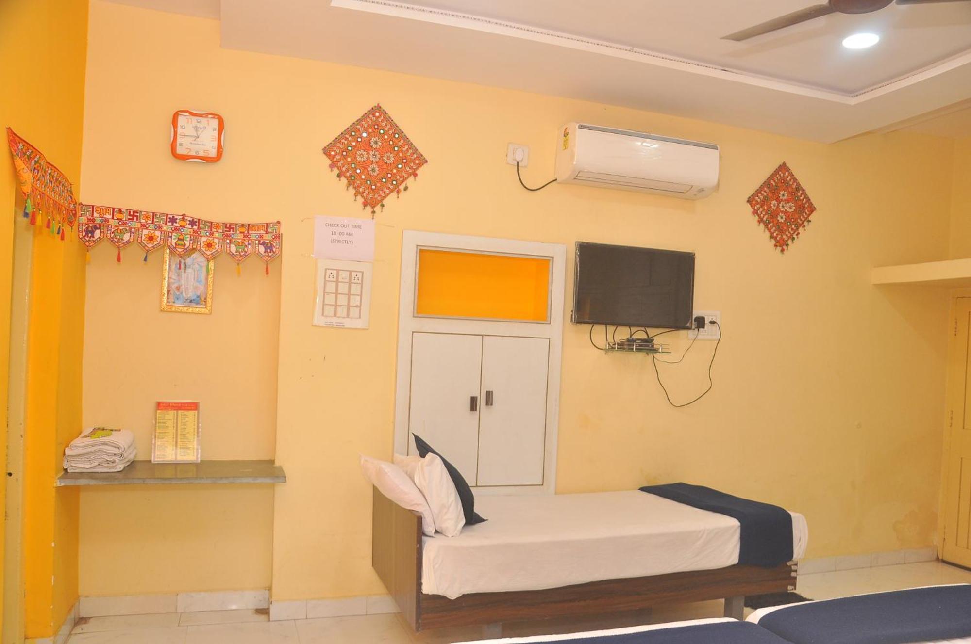 Chitrakut Bungalows Dwārka Bagian luar foto
